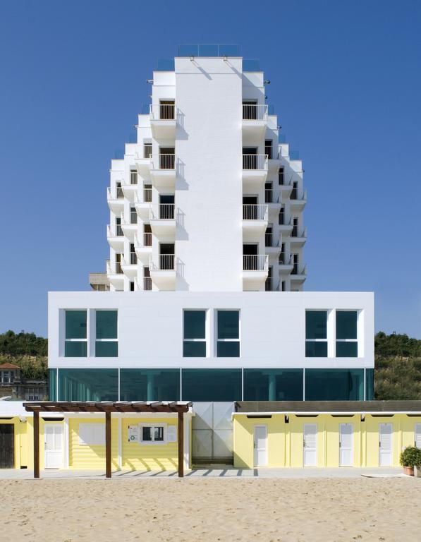 Hotel Alexander Museum Palace Pesaro Exterior photo