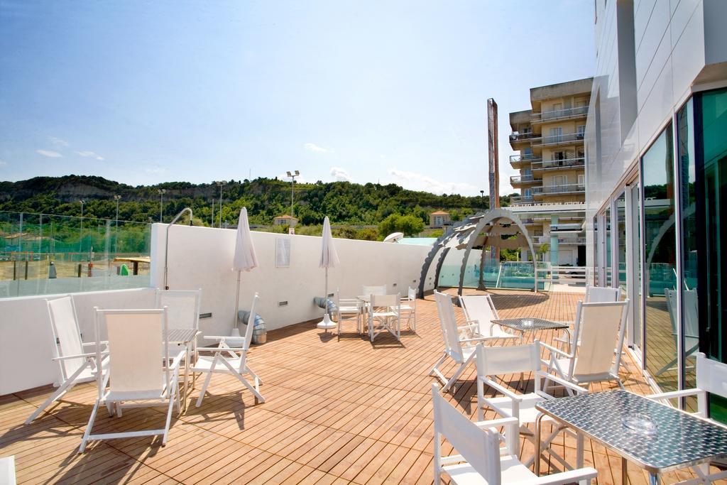 Hotel Alexander Museum Palace Pesaro Exterior photo